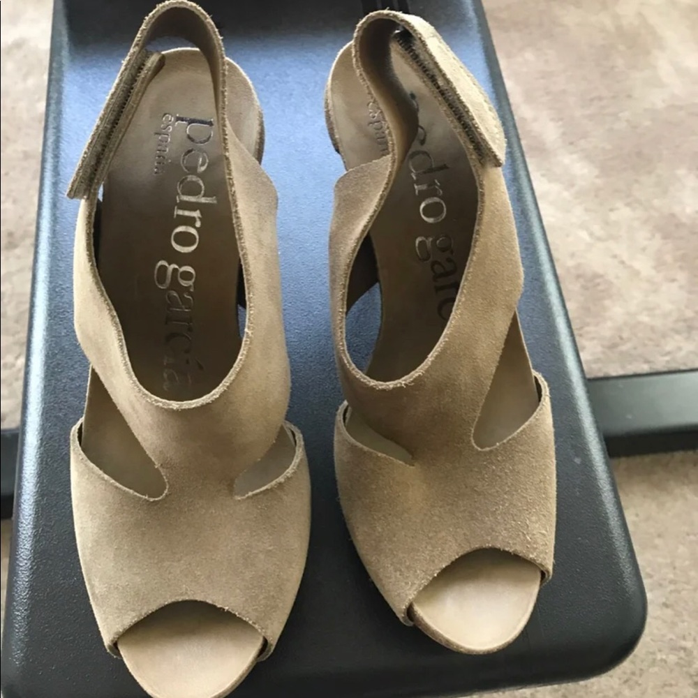 Pedro Garcia heels